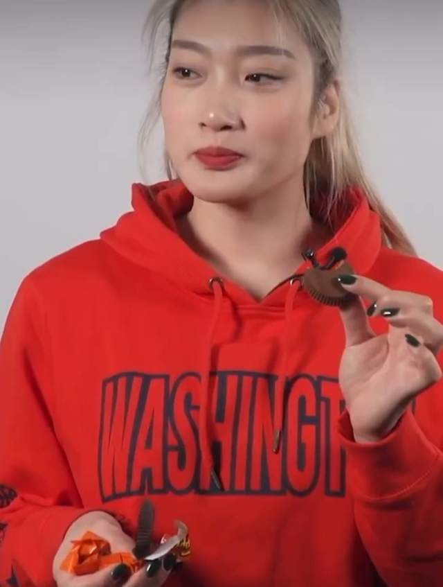 麻酥酥jk过膝白丝theporn